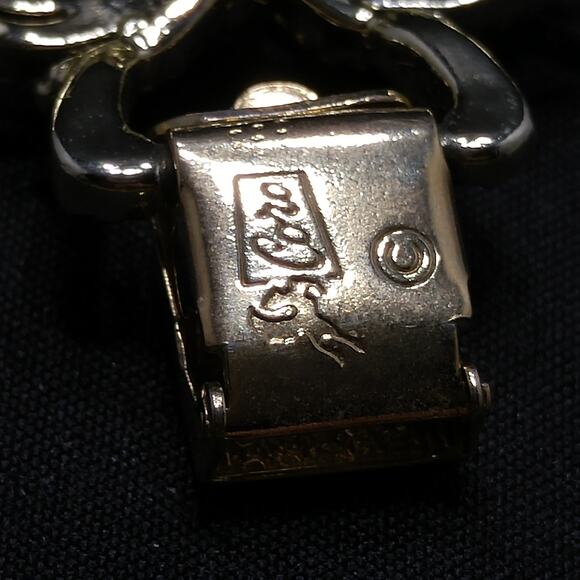 Coro Pegasus Clear Rhinestone Wide Bracelet, Gold Plated, 1950s Vintage Jewelry - Picture 8 of 10